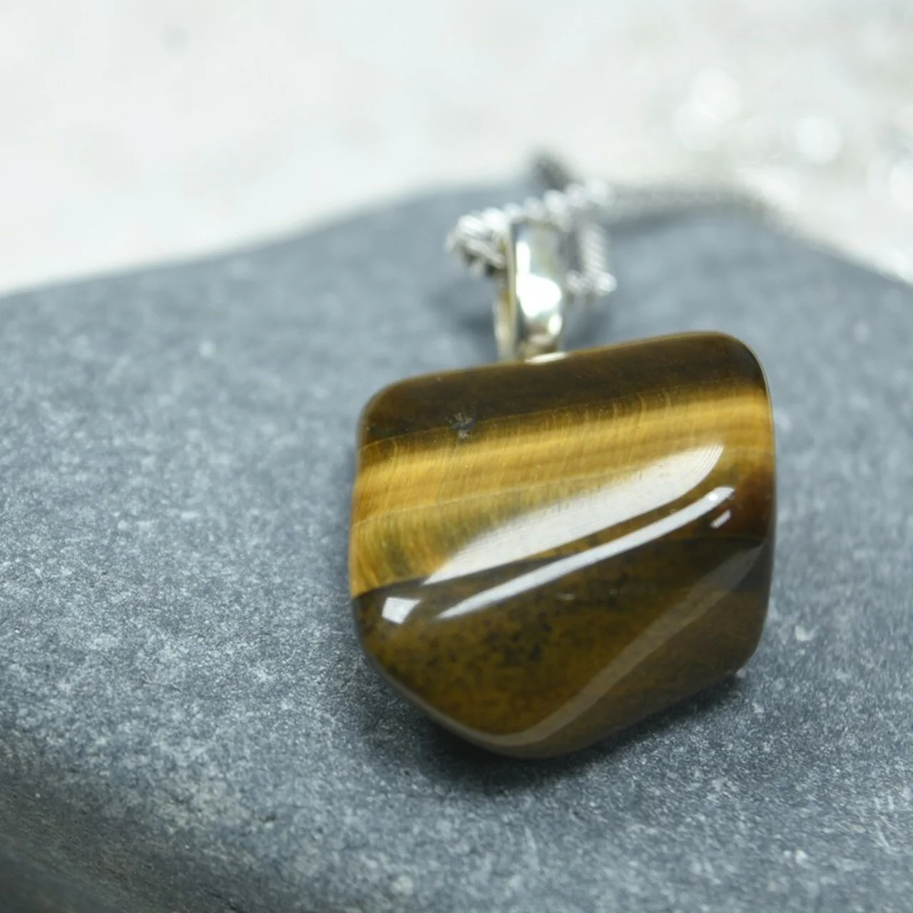 Tiger's eye crystal Pendant (without chain) - Image 9