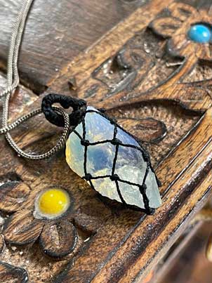 Opalite Mesh Weave Crystal Pendant (Chain not included) - Image 9