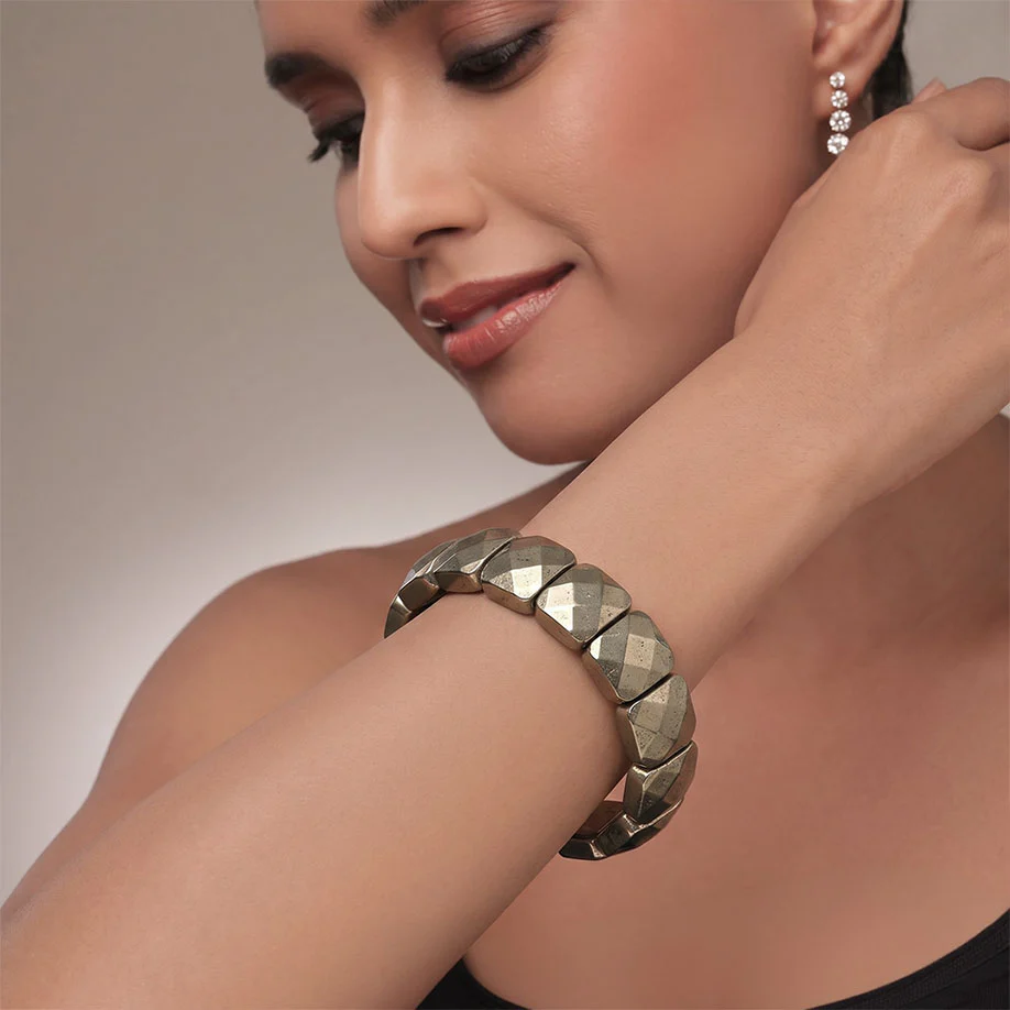 Pyramid pyrite bracelet - Image 9