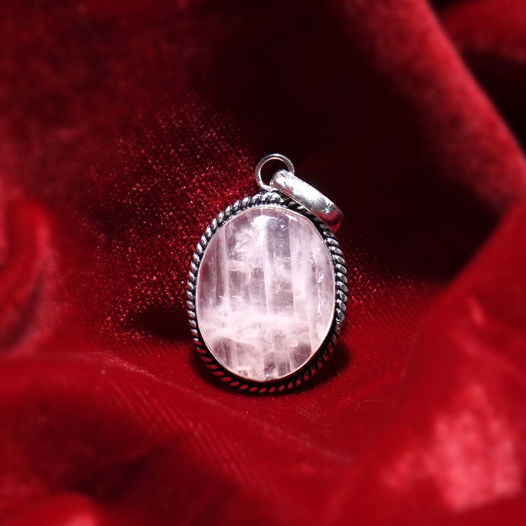 Rose Quartz Crystal Oval Pendant (Without Chain) - Image 2